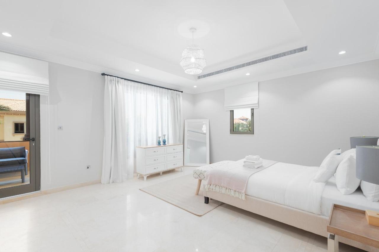 Maison Privee - Prvt Pool & Beach! In Luxury Palm Jumeirah Villa Дубай Экстерьер фото